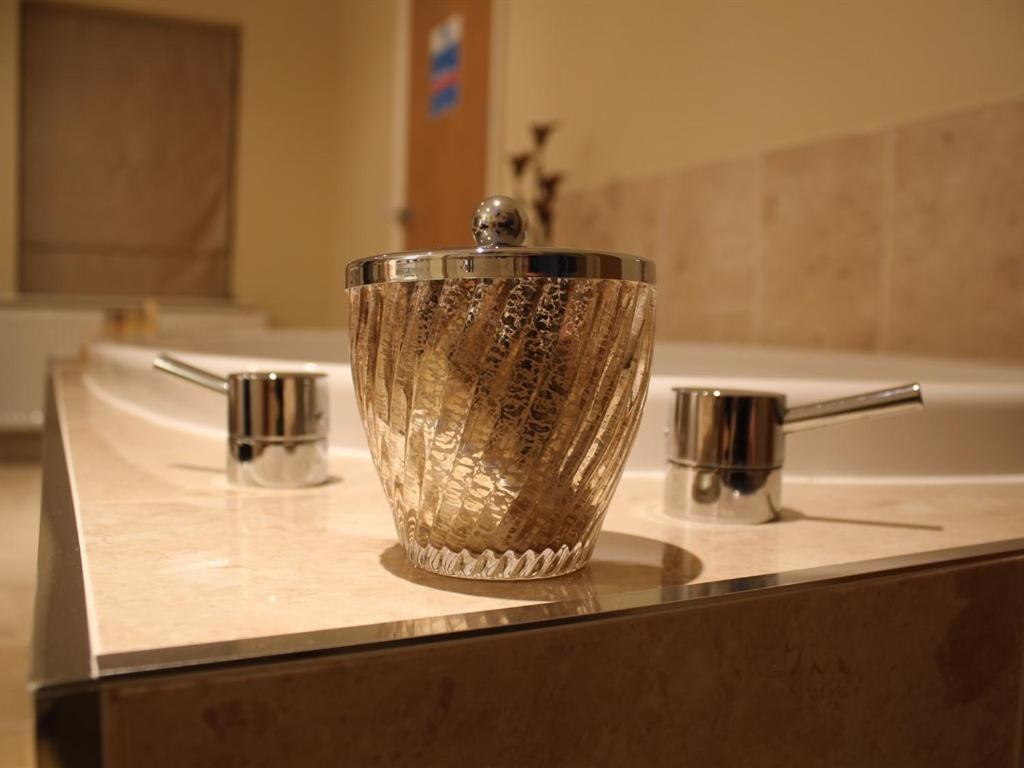 The Keep Boutique Hotel Yeovil Szoba fotó